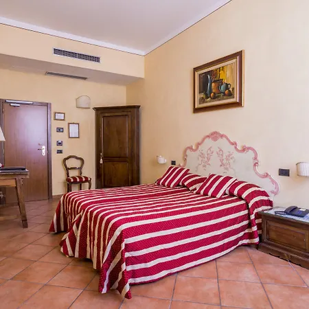 Galileo Hotel 3*