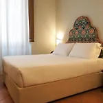 Galileo Hotel
