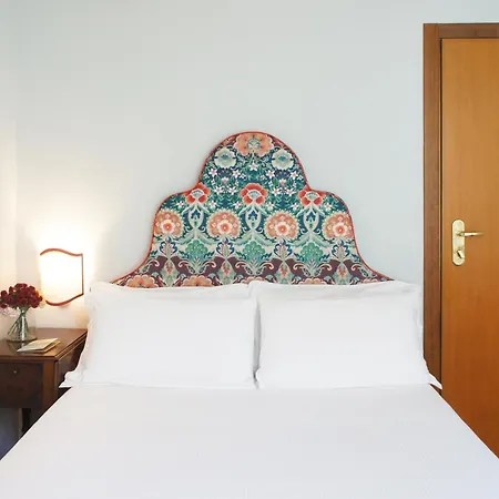 ガリレオ ホテル 3*