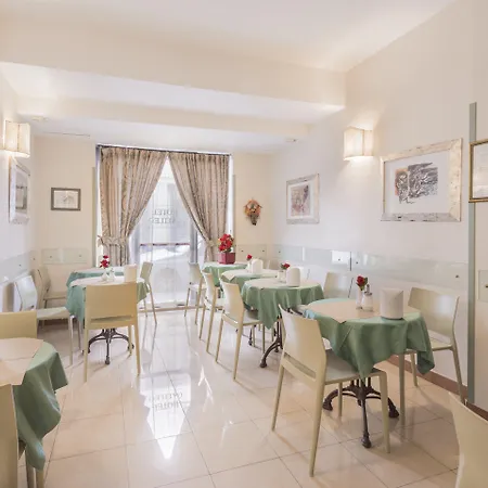 ガリレオ ホテル 3*